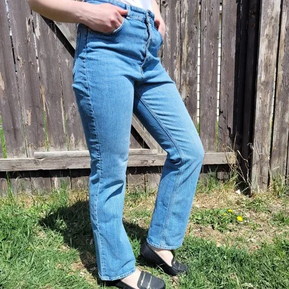 Jeans - Picture 1 of 4